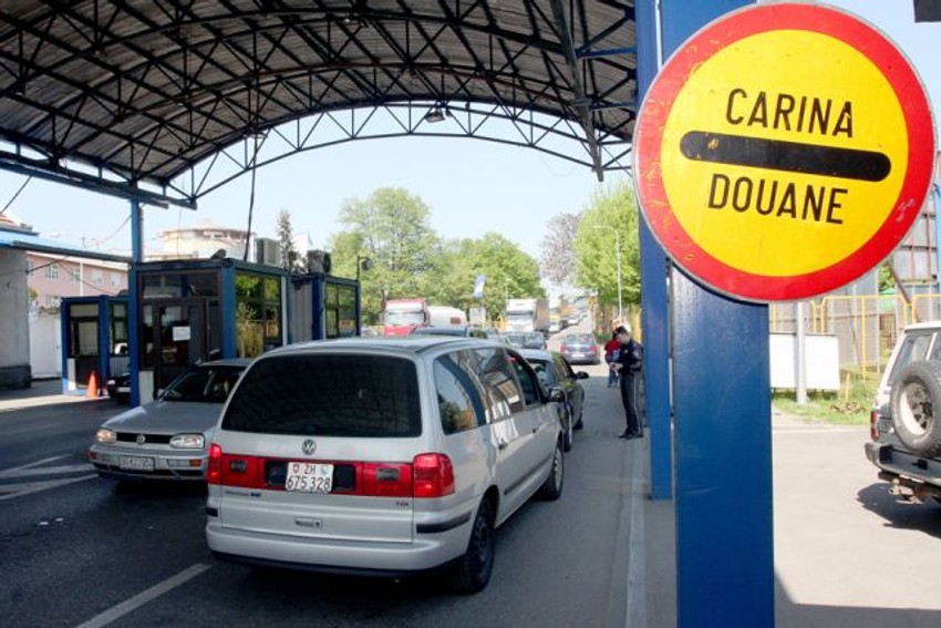 Gužve na graničnom prelazu u Gradišci