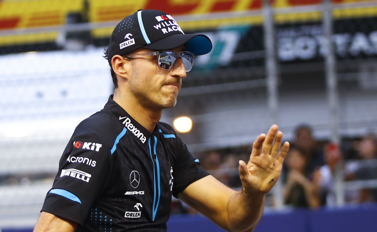 Formuła 1: 16. miejsce Kubicy, sukces Ferrari w Singapurze