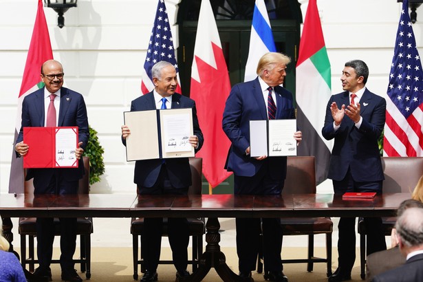 Donald Trump liderzy Zjednoczonych Emiratów Arabskich oraz Bahrajnu podpisali z Izraelem porozumienia