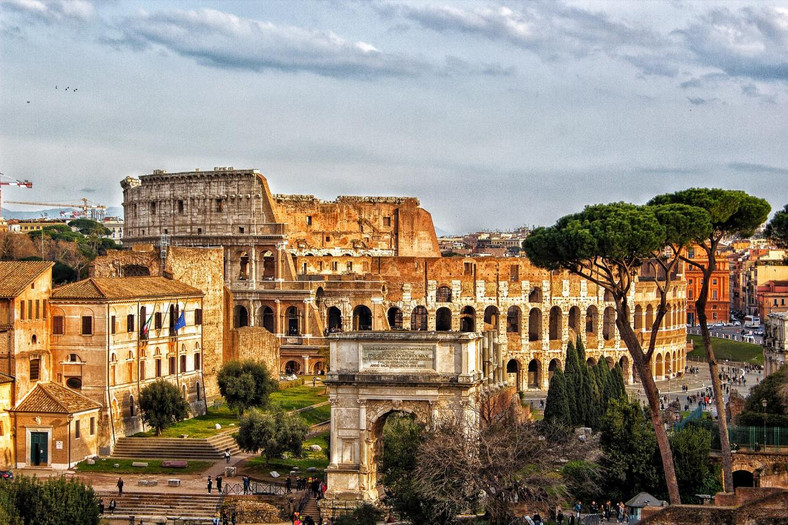  Koloseum
