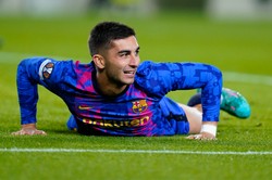 Problem FC Barcelony. "Duma Katalonii" z ujemnym limitem płac