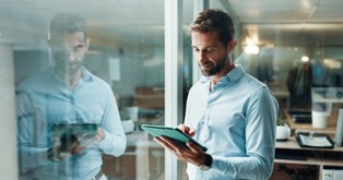 Firmy mają do wzięcia miliardy złotych w dotacjach i pożyczkach. Kto może liczyć na wsparcie?