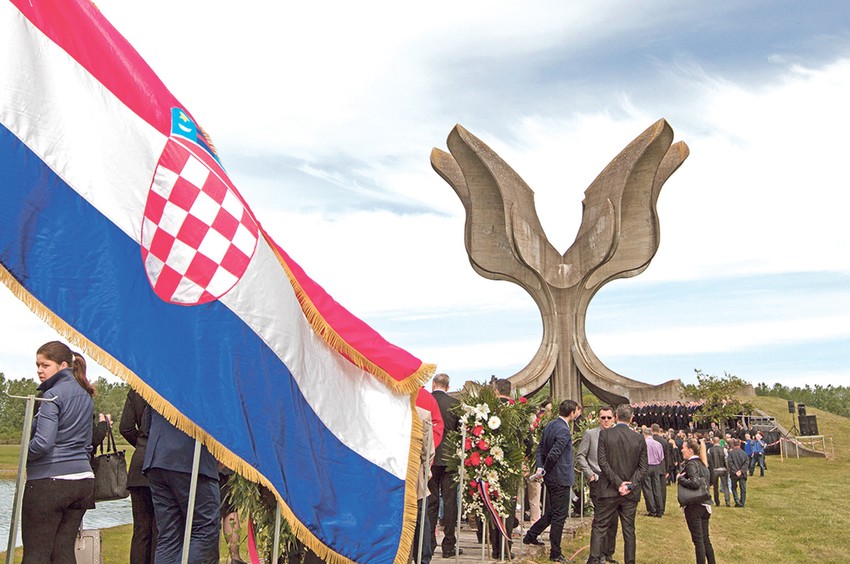 Jasenovac spomenik