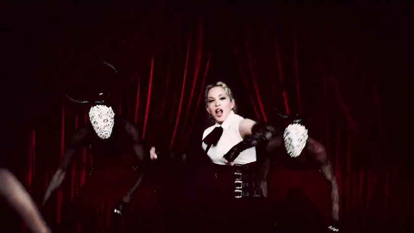 Madonna „Living for love”