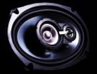 Perfekcyjny dźwięk pieniędzy prosto z Polski, czyli jak zarobić na melomanach