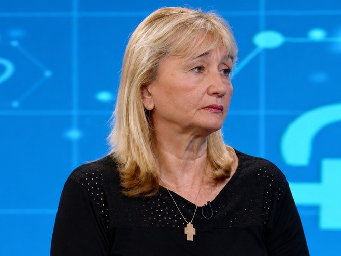 Dr Vera Šćepanović