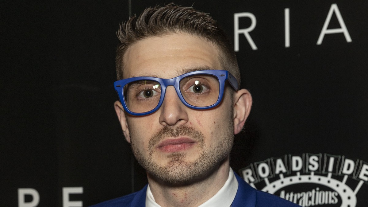 Soros György fia eljegyezte 9 évvel idősebb szerelmét: fotón a nagy pillanat