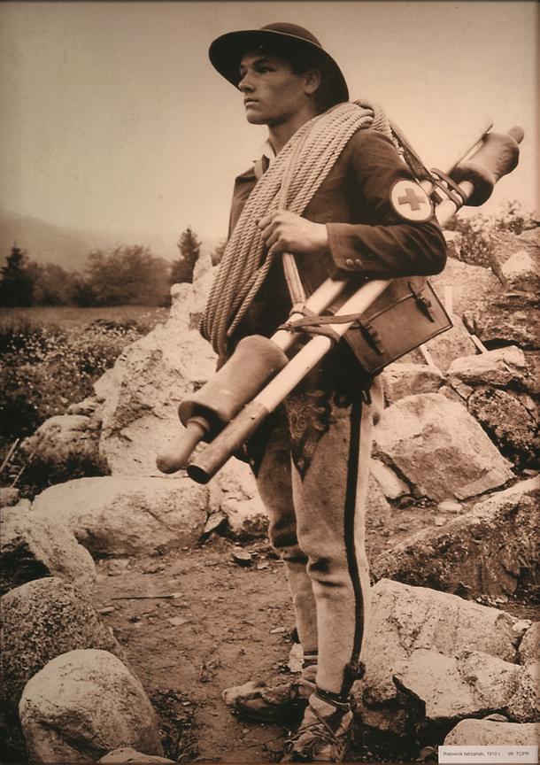 Ratownik tatrzański, rok 1910. Zdjęcie publikowane wielokrotnie, mimo to do dziś nie udało się ustalić nazwiska górala