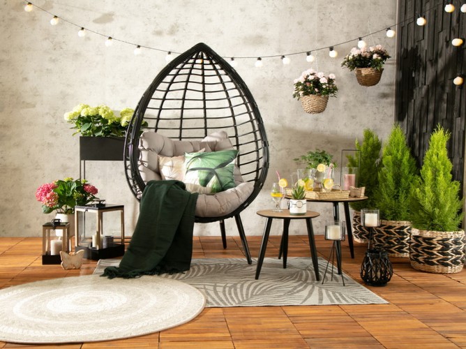 Aranżacje stołu i wnętrz na letnie przyjęcia