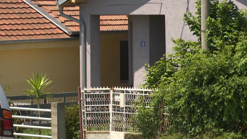 Kuća u Kragujevcu u kojoj su napadnuti devojka i njena porodica