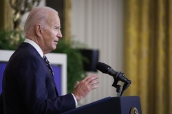 Biden: W ciągu najbliższych 48 godzin ciężarówki z pomocą humanitarną dotrą do Strefy Gazy
