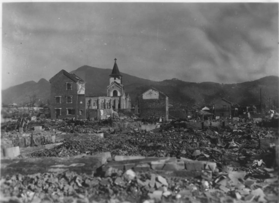 Nagasaki dan posle bombardovanja
