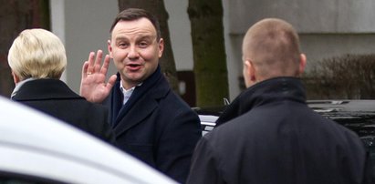 Zdjęcie z młodości Andrzeja Dudy hitem internetu. Prezydent wyjaśnia