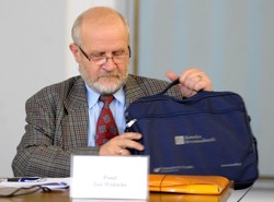 Znany adwokat straci mandat poselski?