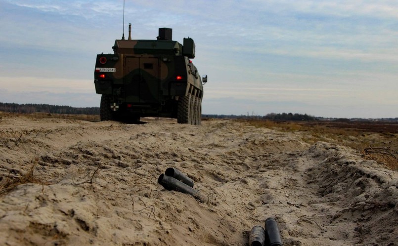 Rosomak z wieżą ZSSW-30 polskiej konstrukcji