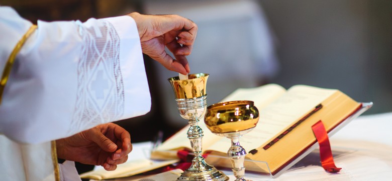 Znany zakonnik porzucił kapłaństwo. "Decyzja głęboko przemyślana"