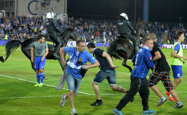 Zamieszki na stadionie