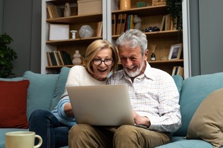 Jak podnieść wysokość emerytury? ZUS radzi: to przekłada się na realny wzrost świadczenia