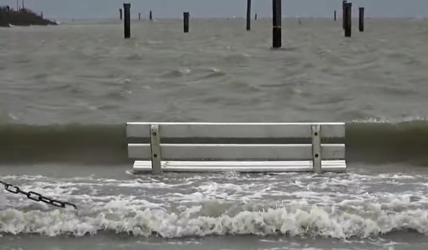 Hamburg poplava sc youtube