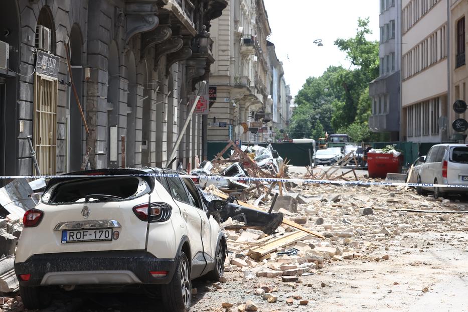 Így nézett ki a Jókai utcai baleset helyszíne a házomlás után /Fotó: Pozsonyi Zita