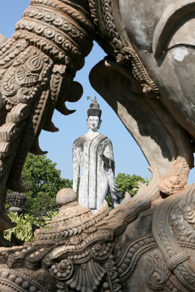 THAILAND CEMENT SCULPTURE PARK