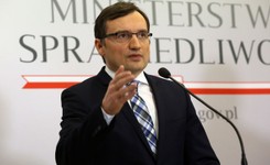 'W dziwacznym świetle stawia to Kaczyńskiego'. PO chce informacji od Ziobry ws. postępowania wobec prezesa TK