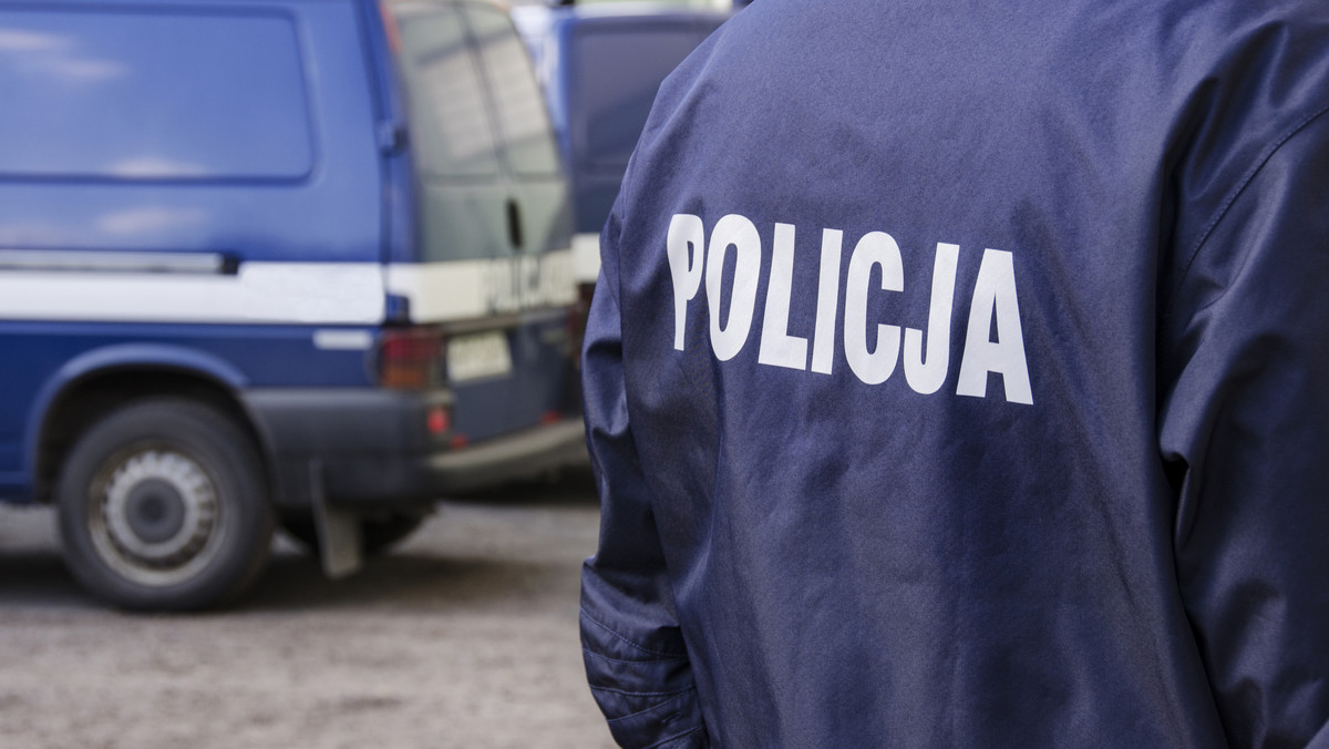 Policjanci ruchu drogowego opolskiej komendy od piątku prowadzili wzmożone działania w regionie. Kontrolowali stan trzeźwości uczestników ruchu drogowego, a także ich prędkość. Wśród 4 000 przebadanych 19 zdecydowało się wsiąść do samochodu pod wpływem alkoholu.