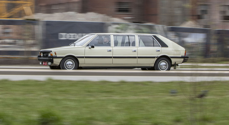 Polski Fiat 125p i FSO Polonez w wersji Long - przedłużane auta z FSO