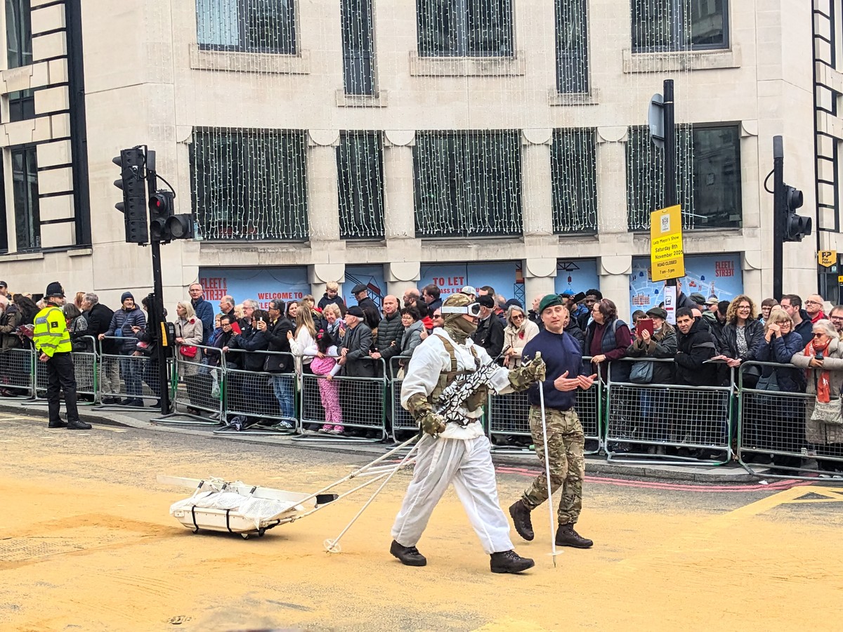 London,,Uk,-,November,08,2025:,A,Soldier,In,Arctic