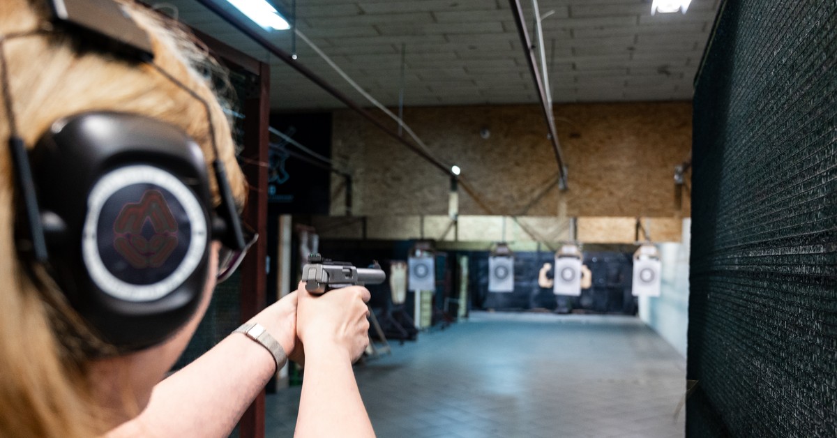 Polacy zbroją się na potęgę. Mamy już milion sztuk broni w domach, liczba pozwoleń pobiła rekord