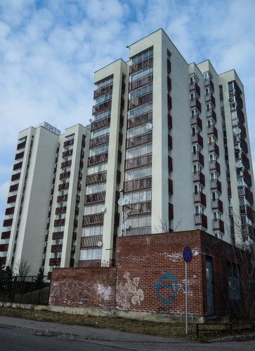 BUDYNKI, ZA KTÓRE ROSJA NIE PŁACI CZYNSZU: Warszawa, ul. Beethovena 3