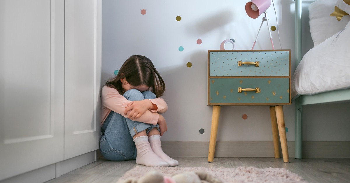 Kara za brak kontaktów z rodzicem wraca. Co z dobrem dziecka?