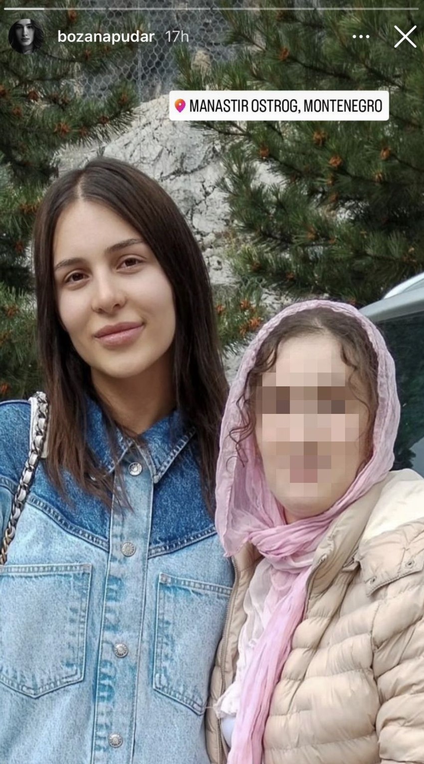 Anastasija Ražnatović posetila manastir Ostrog