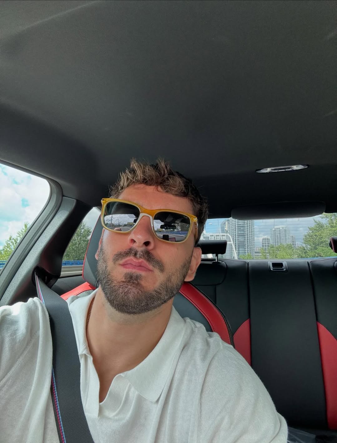 Markizácky ženích Rasťo Zvara.