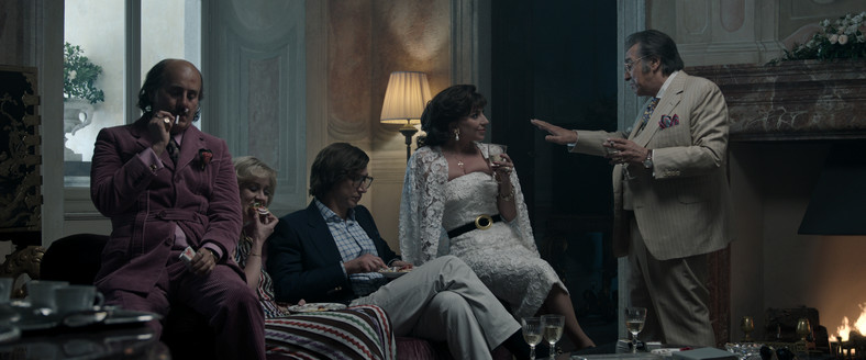 Jared Leto, Camille Cottin, Adam Driver, Lady Gaga i Al Pacino w filmie "Dom Gucci"