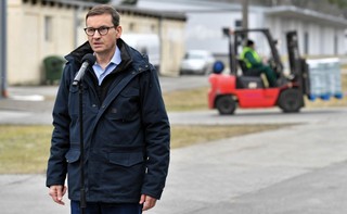 Morawiecki: Ukrainie potrzebna jest pomoc humanitarna, trafia tam przede wszystkim z Polski