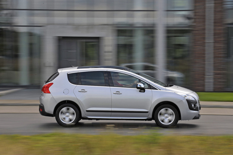 Porównanie: Ford Kuga, Nissan Qashqai +2, Peugeot 3008 i Volkswagen Tiguan