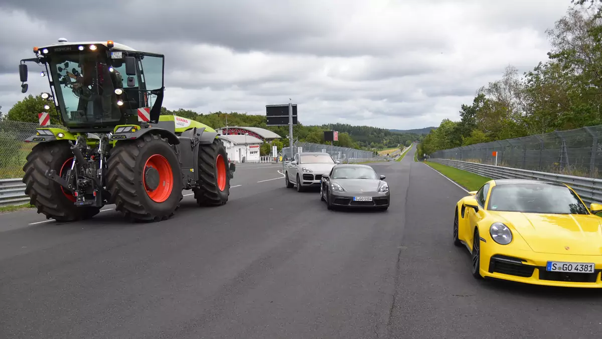 Claas Xerion na Nordschleife