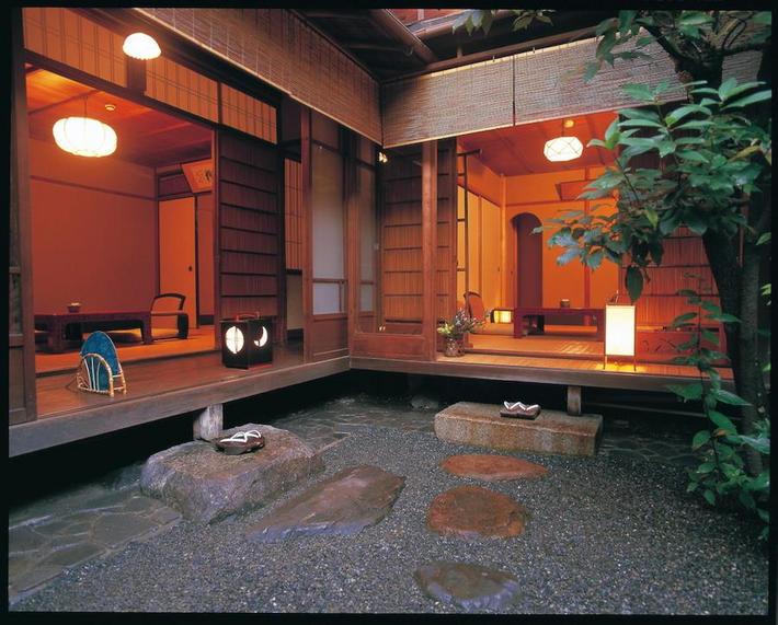 Kinmata serwuje tradycyjne dania kuchni Kioto od ponad 200 lat, fot. mat. prasowe 
