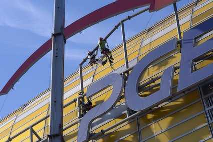 PGE szacuje w pierwszej połowie roku ok. 1,2 mld zł zysku netto. Gorzej od oczekiwań