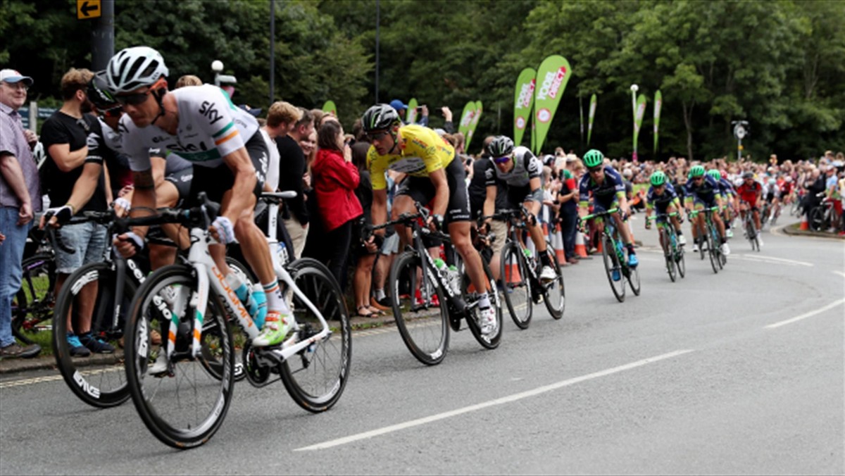 Caleb Ewan (Orica-BikeExchange) wygrał po finiszu z peletonu w Londynie ostatni etap Tour of Britain. Na ostatnich metrach australijski sprinter wyprzedził Holendra Dylana Groenewegena (LottoNL-Jumbo) i Belga Jensa Debusschere’a (Lotto-Soudal). Triumfatorem całej imprezy został Brytyjczyk Stephen Cummings (Dimension Data).