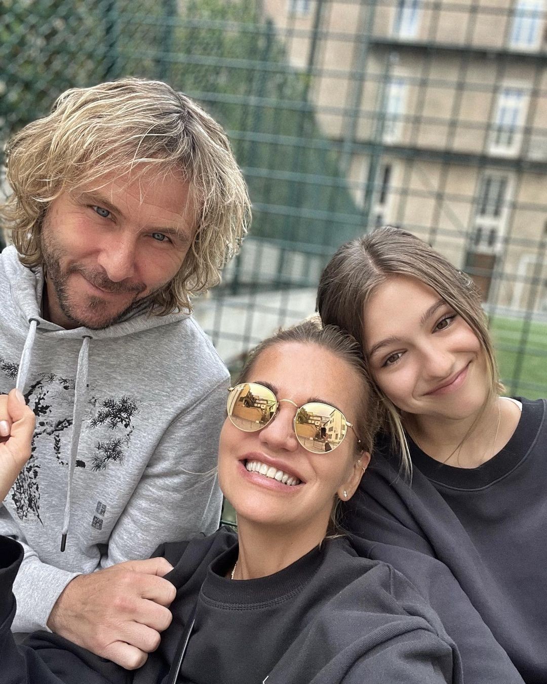 Slovenská speváčka Dara Rolins a bývalý český futbalista Pavel Nedvěd tvoria pár niekoľko mesiacov. 