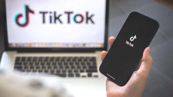 Tik Tok, socijalna mreža