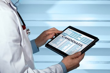 Candida-fertőzés, candidiasis, oka, tünete és kezelése, gombás fertőzés, élesztőgomba