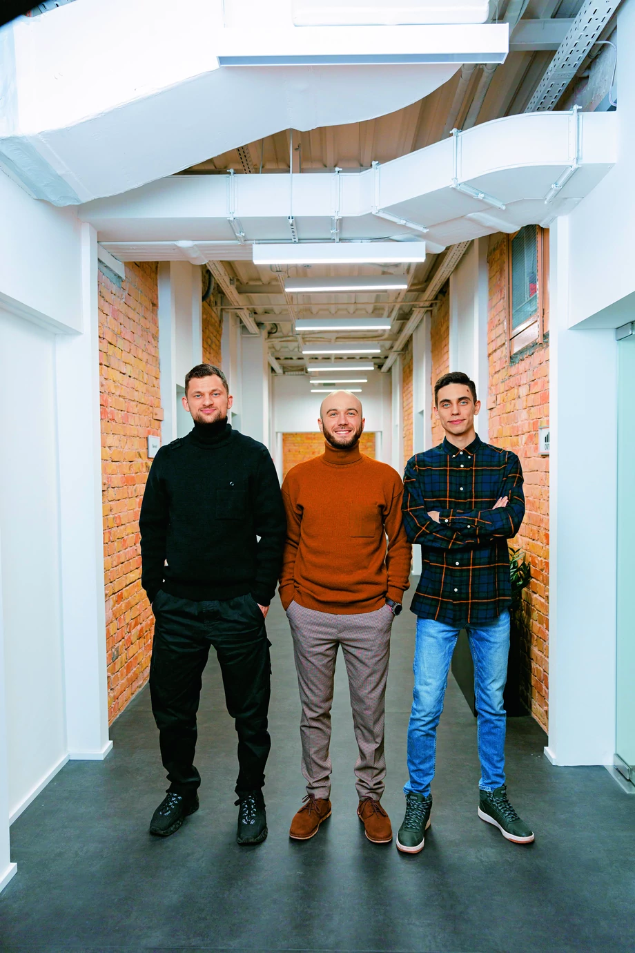 Od lewej: Dmytro Dubilet, Alex Solovei i Ivan Kaunov z Finmap, któremu mimo wojny udało się w zeszłym roku podwoić liczbę klientów.
