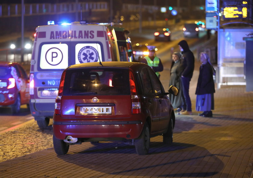 Zakonnica po kielichu szarżowała fiacikiem