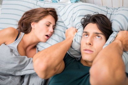 Tudta, hogy a horkolás örökölhető? Nem csak a férfiakat érinti ez a probléma!