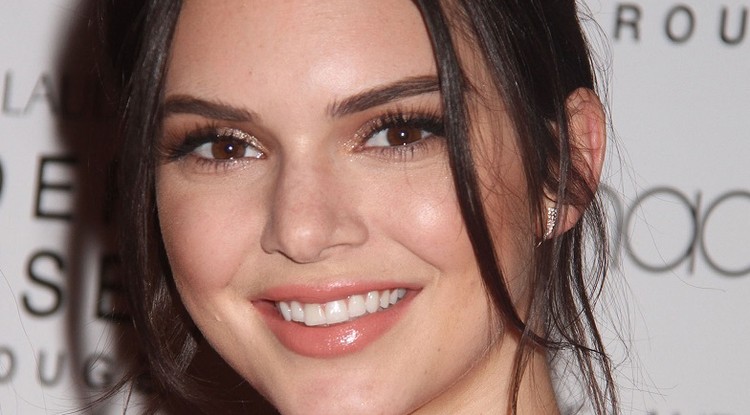 Lebukott! Ide jár titokban Kendall Jenner