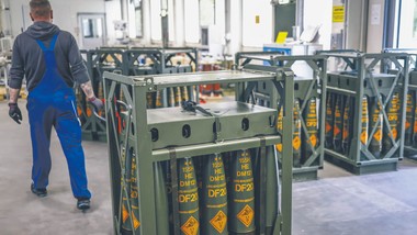 globalny przemysł na krzywej wznoszącej. niemcy wciąż czekają na ożywi