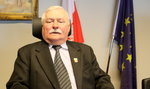 Wałęsa „kupczy" teczkami Kiszczaka na Facebooku